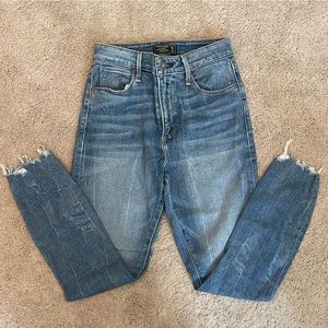 Abercrombie & Fitch High Rise Ankle Skinny Jean